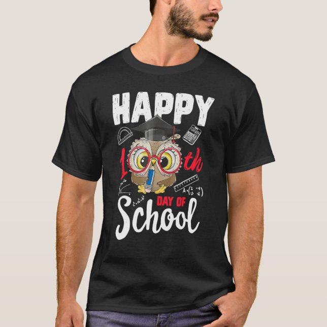 Happy 100 Days Of School Cute Owl Teacher Student  T-Shirt (Front)
