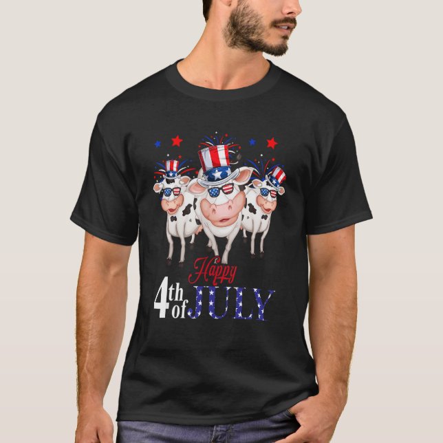 Happy 4th Of July American Flag Three Cute Cows Fi T-Shirt (Front)