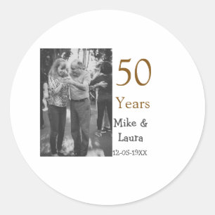 Happy 50th anniversary add couple name date weddin classic round sticker