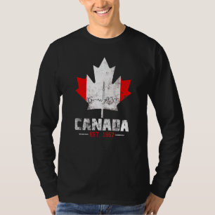 Happy Canada Day   Maple Leaf Animal Canadian Flag T-Shirt