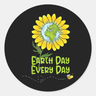 Happy Earth Day Every Day Sunflower Kids Teachers  Classic Round Sticker