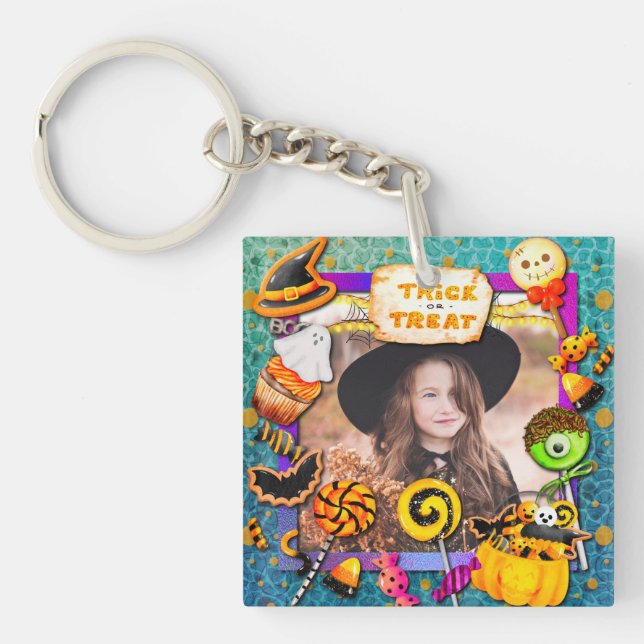 Happy Halloween party filled with trick-or-treat Key Ring (Front)
