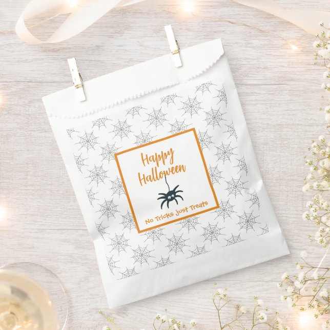 Happy Halloween spider cobweb no trick just treats Favour Bags (Clipped)