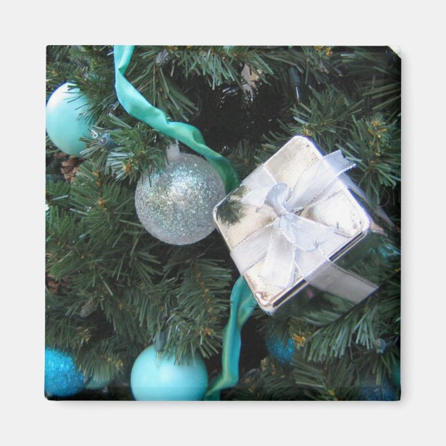 Happy Holidays Magnet (Front)