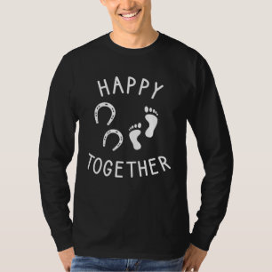 Happy hooves foot print horse riding horseshoe hor T-Shirt