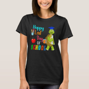 Happy Last Day Of School Cute Turtle With Books St T-Shirt
