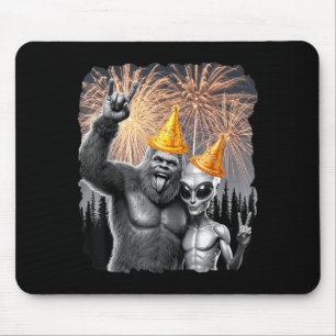 Happy New Year 2026 Bigfoot Alien Lovers New Years Mouse Pad