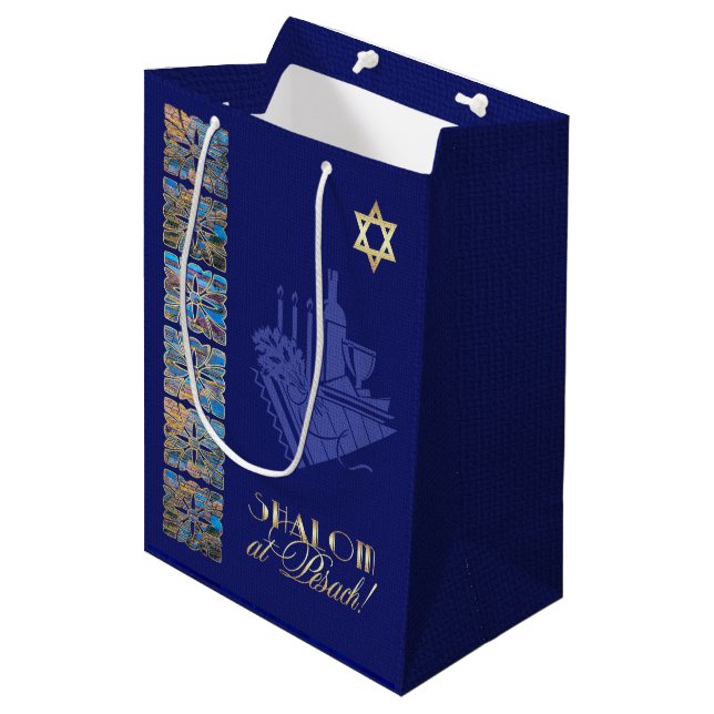 Happy Passover. Seder Table Icons  Medium Gift Bag (Front Angled)