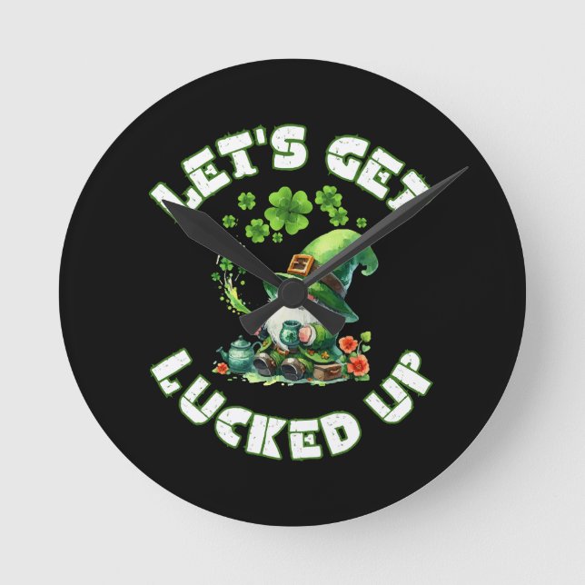 happy saint patrick's day  round clock (Front)