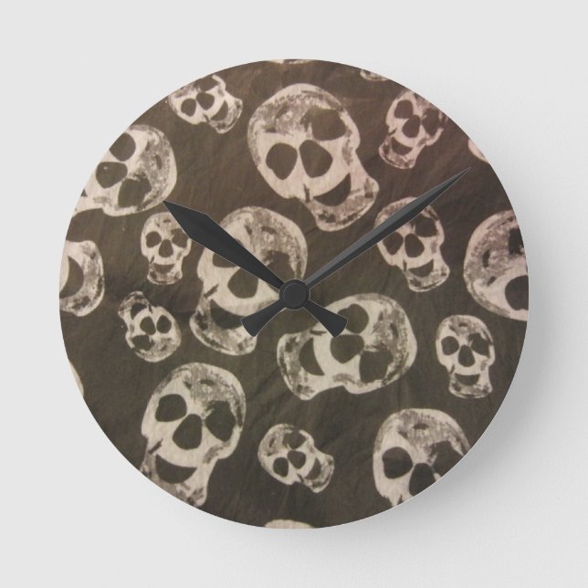 Happy Skulls Round Clock (Front)
