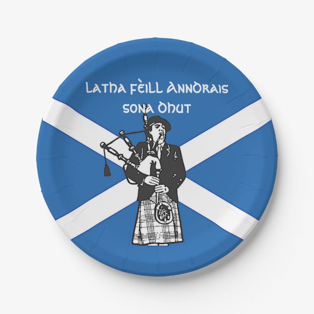 Happy St Andrews Day Flag Bagpiper Small 7" Paper Plate (Front)