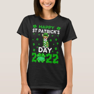 Happy St Patrick's Day 2022 Chihuahua Dog Clover T-Shirt