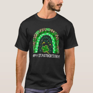 Happy St. Patrick's Day Rainbow Green Shamrocks Le T-Shirt