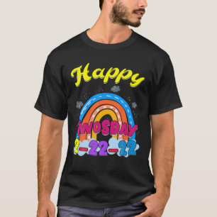 Happy Twosday 2022 Cute Leopard Rainbow February 2 T-Shirt