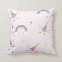 Happy Unicorn and rainbows