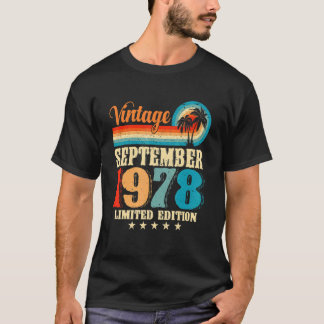 Happy With Family September 1978 44th Birthday Vin T-Shirt