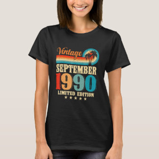 Happy With Family September 1990 32th Birthday Vin T-Shirt