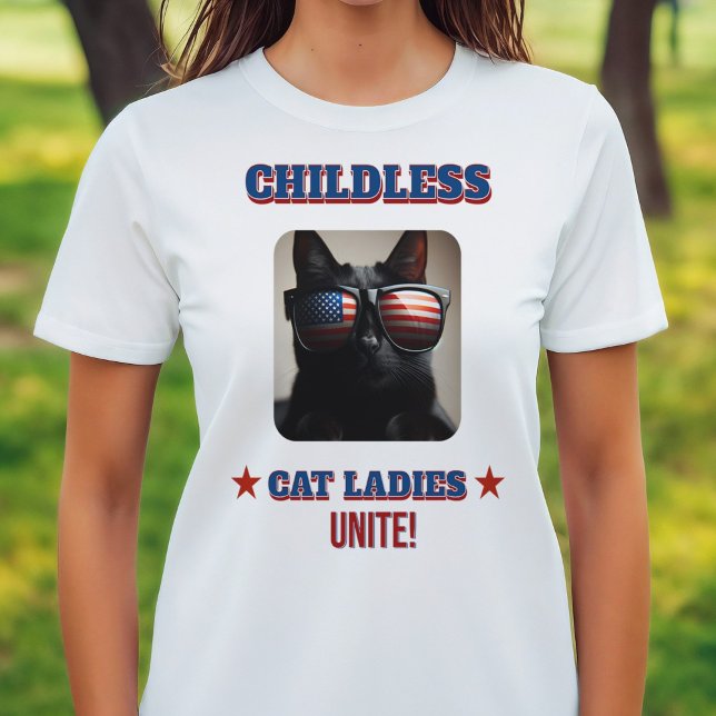 Harris Walz Childless Cat Ladies Unite Cat Photo T-Shirt (Harris Walz Childless Cat Ladies Unite Cat Photo T-Shirt)