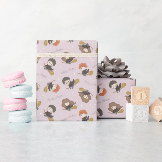 HARRY POTTER™, Hermione, & Ron Flying Pattern Wrapping Paper (Baby Shower)