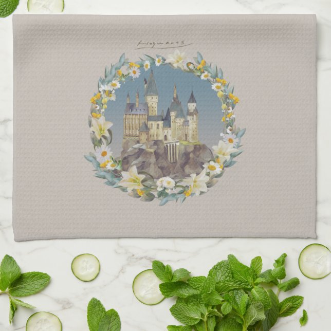 HARRY POTTER™ | HOGWARTS™ CASTLE TEA TOWEL (Folded)