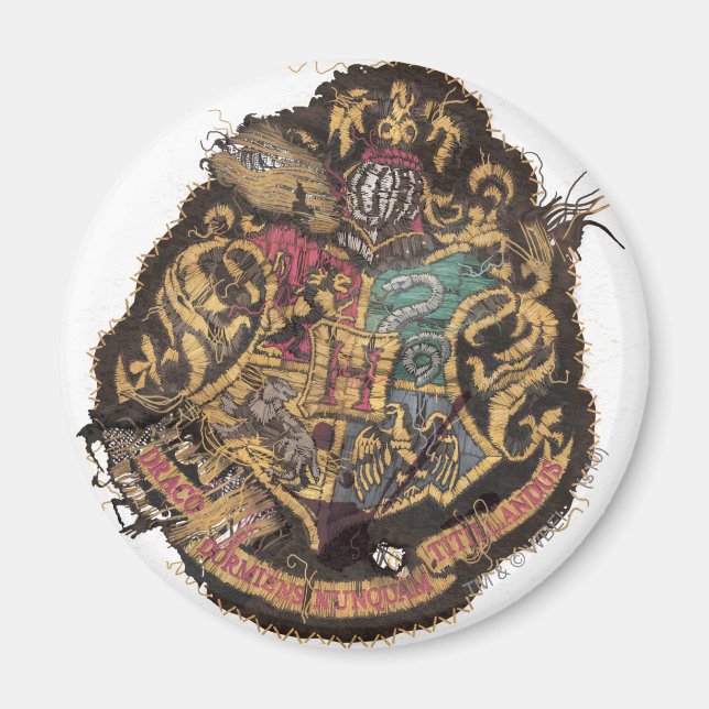 Harry Potter | Vintage Hogwarts Crest Magnet (Front)