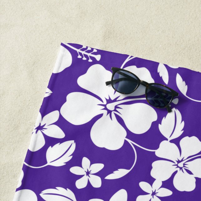 HAWAIIAN HULA (HIBISCUS) PURPLE BEACH TOWEL (In Situ)