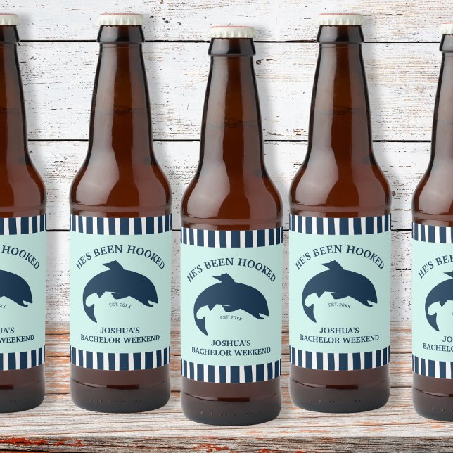 He’s Been Hooked Fishing Bachelor Party Favour Beer Bottle Label (He’s Been Hooked Fishing Bachelor Party Favor Beer Bottle Label)