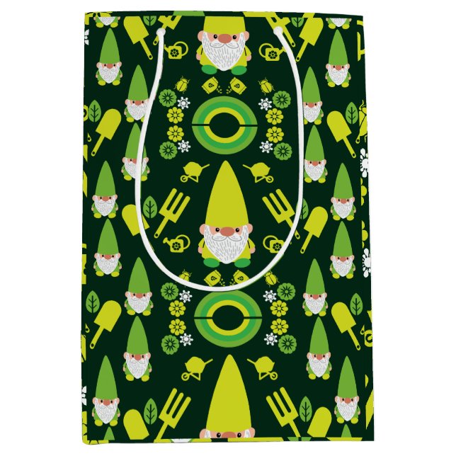 Head Garden Gnome Gardener Medium Gift Bag (Front)