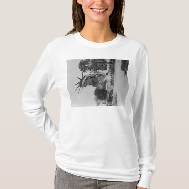Head of Statue of Liberty in Paris Park T-Shirt (Front)