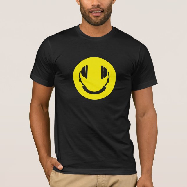 Headphones Smile T-Shirt (Front)