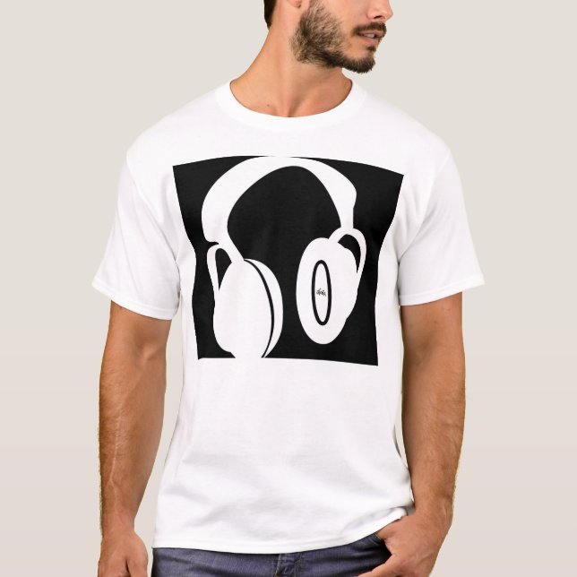 *HEADPHONES T-Shirt (Front)