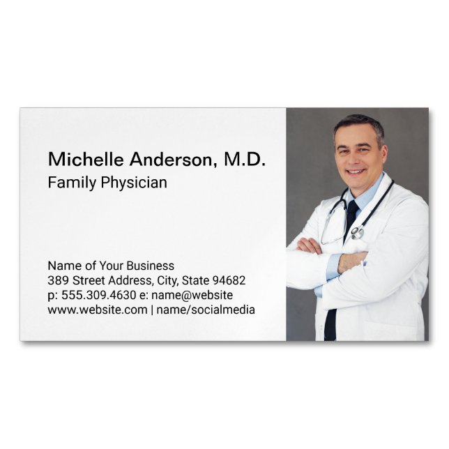 Health Care Worker | Medical Doctor Crossed Arms Magnetic Business Card (Front)