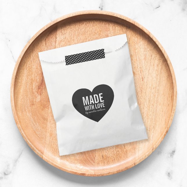 Heart Bold Stylish Made with Love Favour Bags (Creator Uploaded)