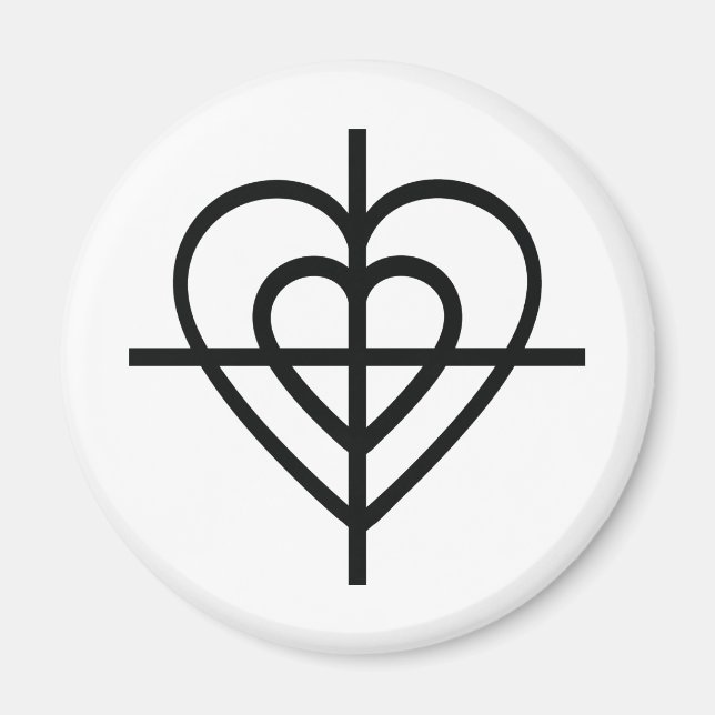 heart crosshairs magnet (Front)