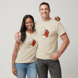 Heart Egg – Minimalist Anatomy T-Shirt Unisex
