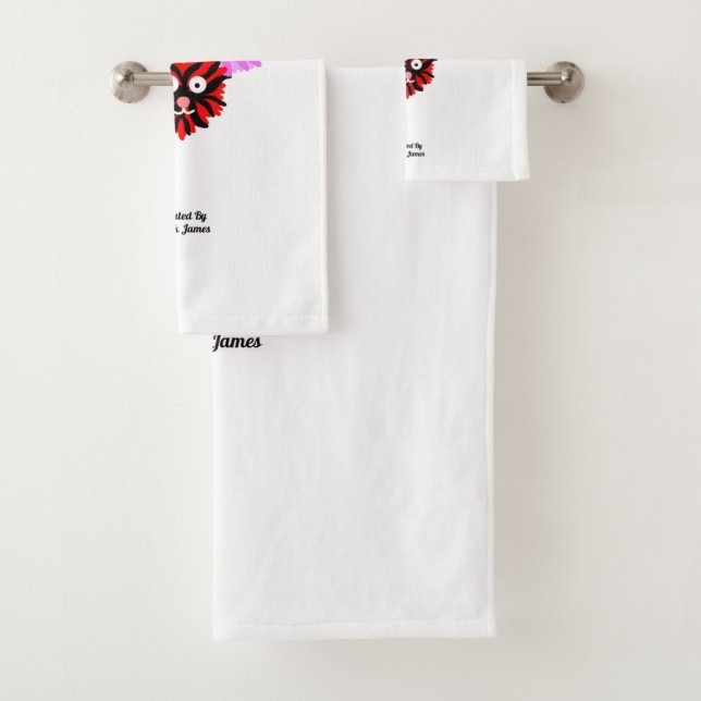 Heart Fuzzies Bathroom Towel Set (Insitu)
