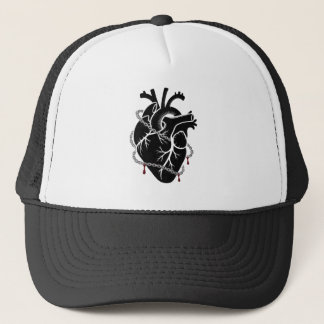 HEART IN CHAINS TRUCKER HAT