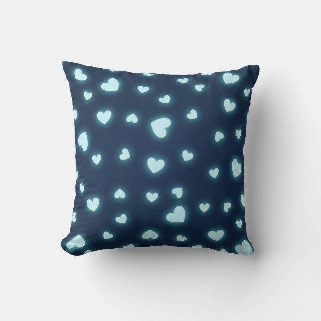 Heart pattern cushion (Front)