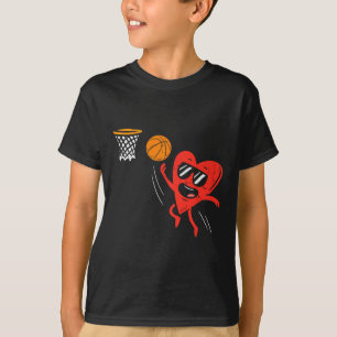 Heart Playing Bysketbyll Cute Valentines Day Sport T-Shirt