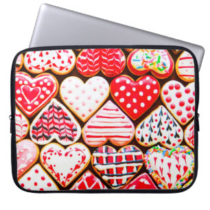 Heart shaped cookies icing for Valentine's day del Laptop Sleeve