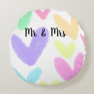 Heart simple minimal text style wedding Mr & mrs c Round Cushion