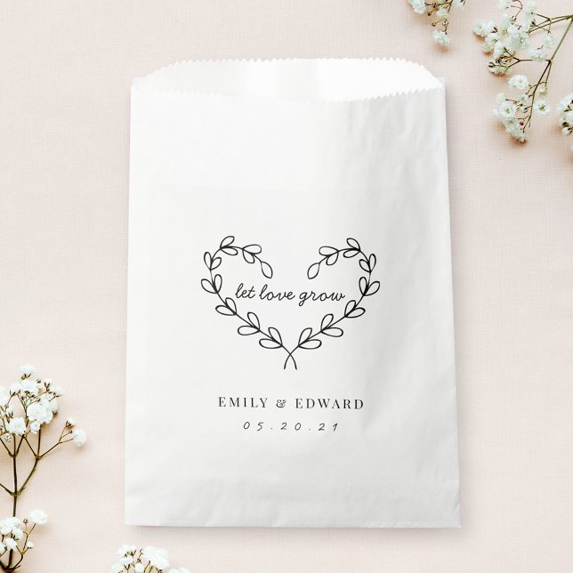 Heart Wreath Let Love Grow Wedding Flower Seeds Favour Bags (Creator Uploaded)