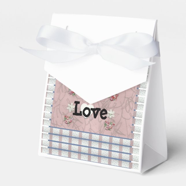 Hearts Of Love Three Favour Box (Front Side)
