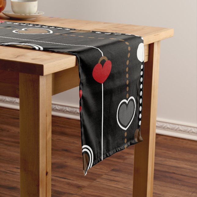 Hearts Pattern 28 Short Table Runner (In Situ)