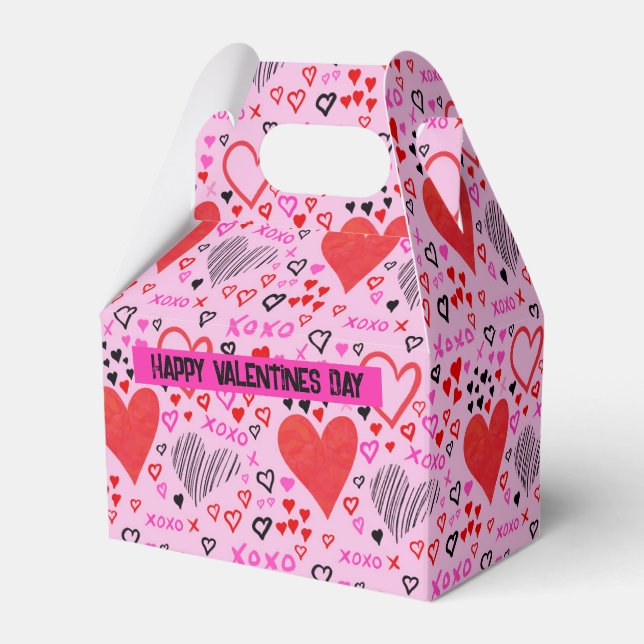 Hearts, XOXO Pink Pattern Paper Plates Favour Box (Front Side)