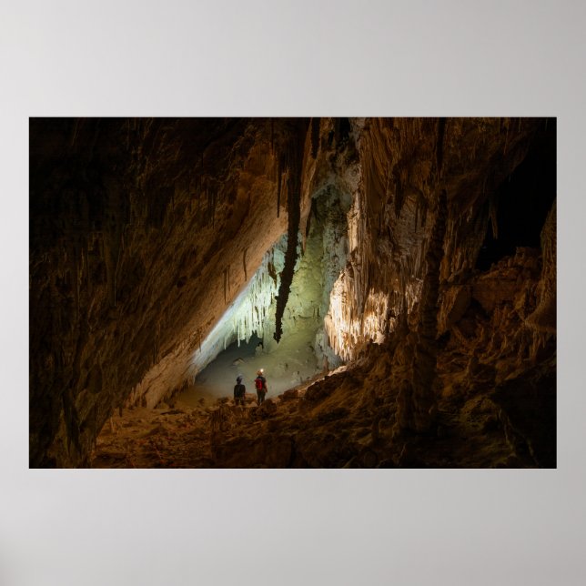 Helen's Cave in Carlsbad Caverns Poster (Front)