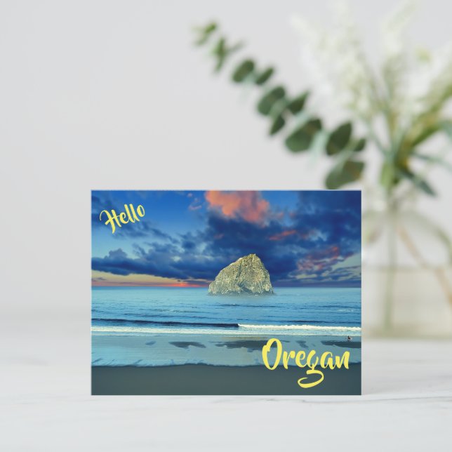 Hello from Oregan travel postcard (Standing Front)