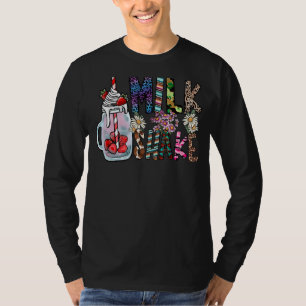 Hello Summer Strawberry Milkshake Summer Fruit Ber T-Shirt