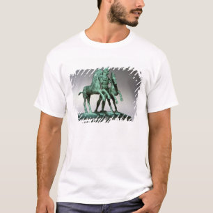 Hercules subduing the horses of Diomedes, T-Shirt