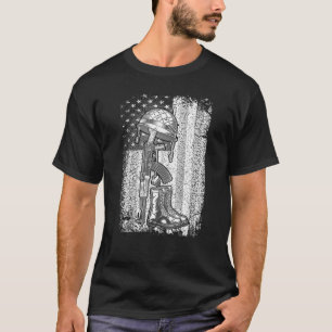 Heroes Don't Wear Capes They Wear Dog Tags & Comba T-Shirt